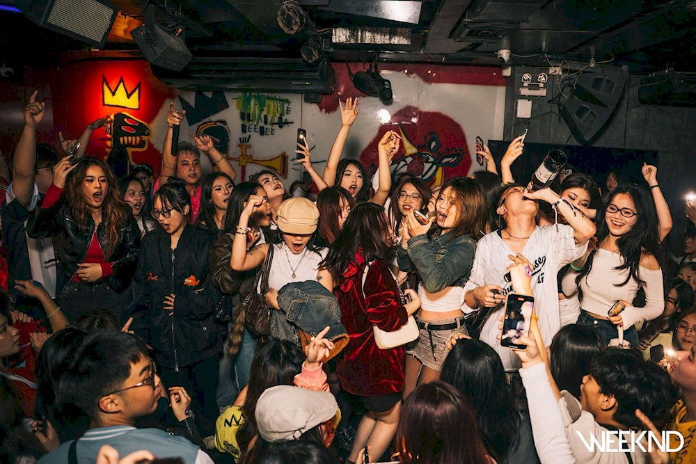 A true hip-hop space with graffiti-covered walls